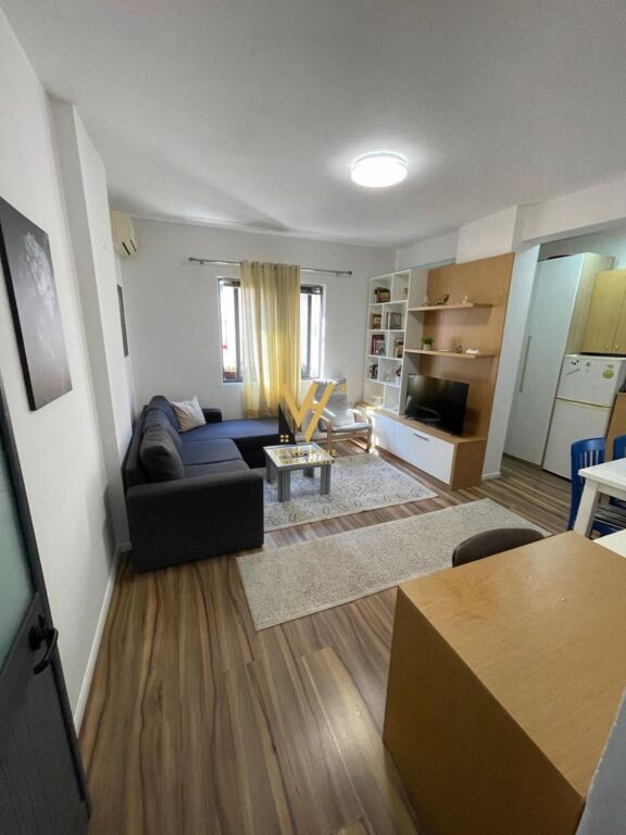 MONOLOCALE IN VENDITA 48 M2 IN VIA NDRE MJEDA 99.000 EURO