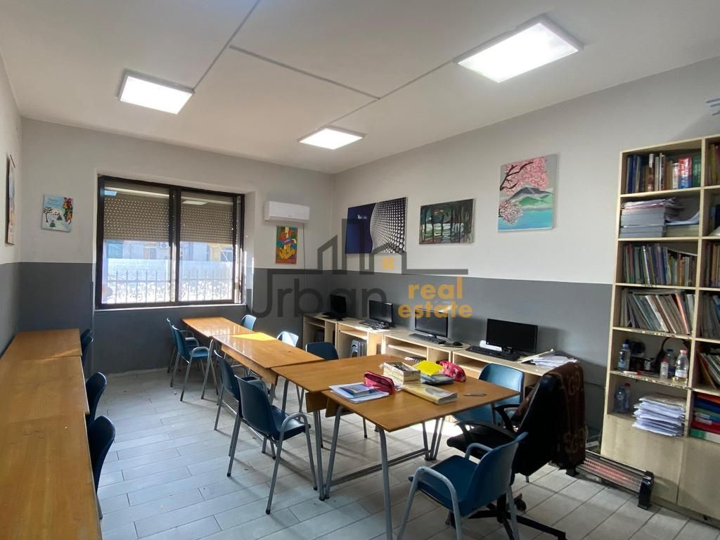 Affitto, Locale Commerciale, Ex Blocco, Tirana - 850€ | 100 m²