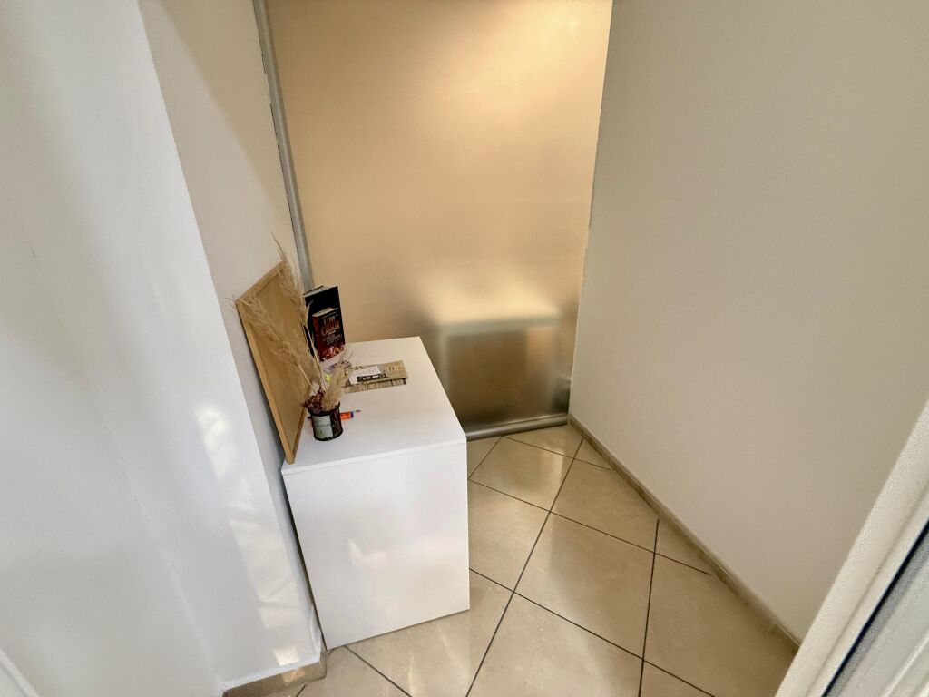 📣 OFFICE Space FOR RENT 📍 Near RTSH ✨