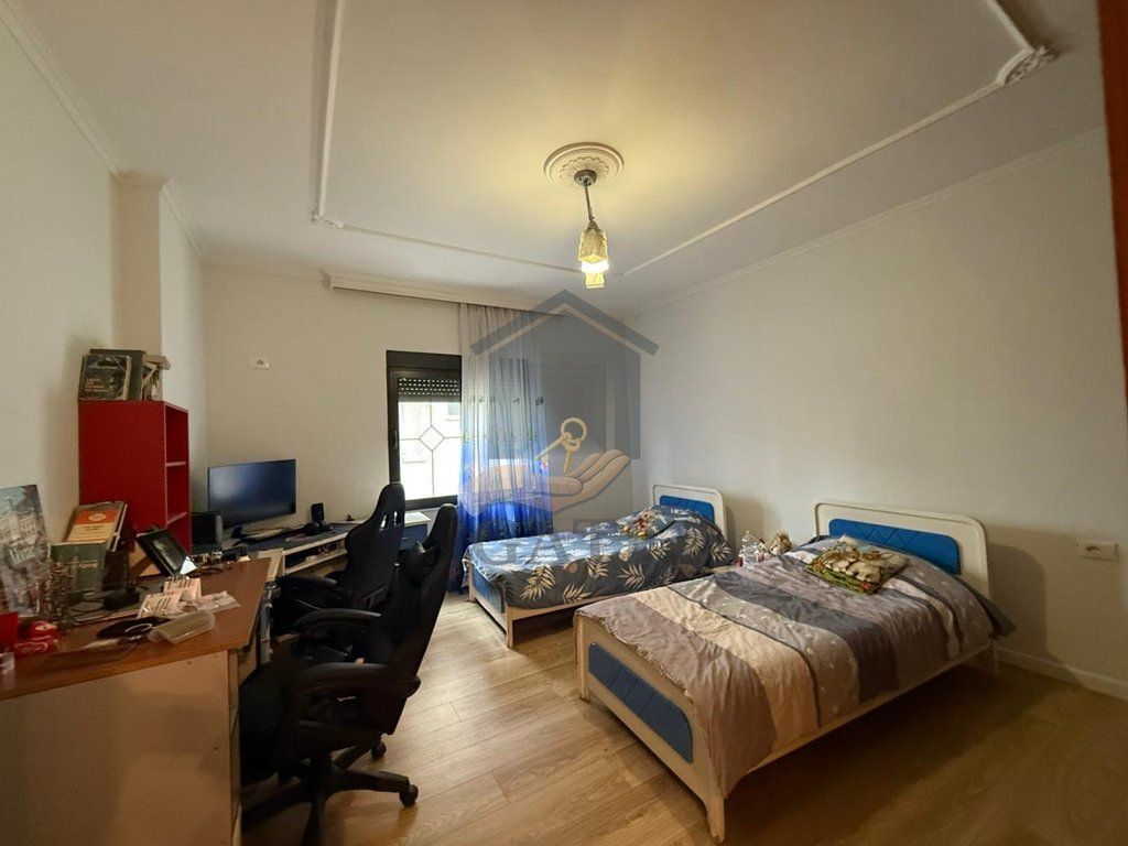 Appartamento 2+1 con 2 bagni in vendita vicino all'Hotel Antalya