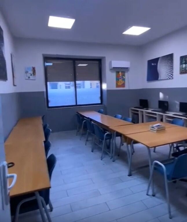 Spazio ufficio in affitto vicino a LSI a Bllok