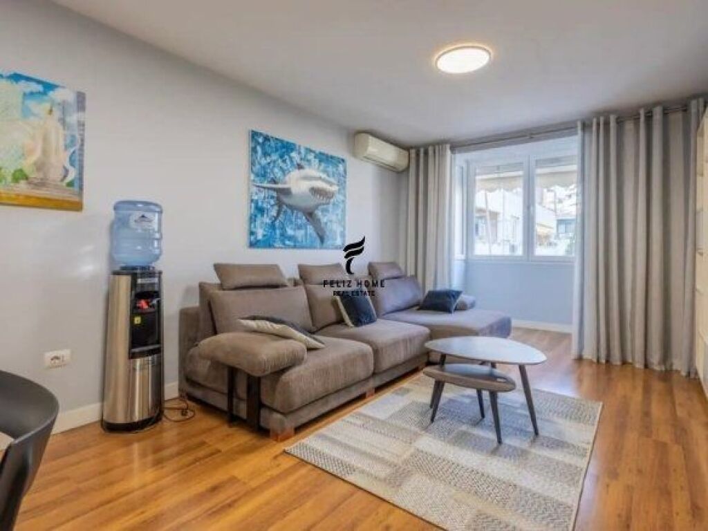 APARTAMENT ME QERA 2+1 SHESHI WILLSON 950 EURO FH-69783