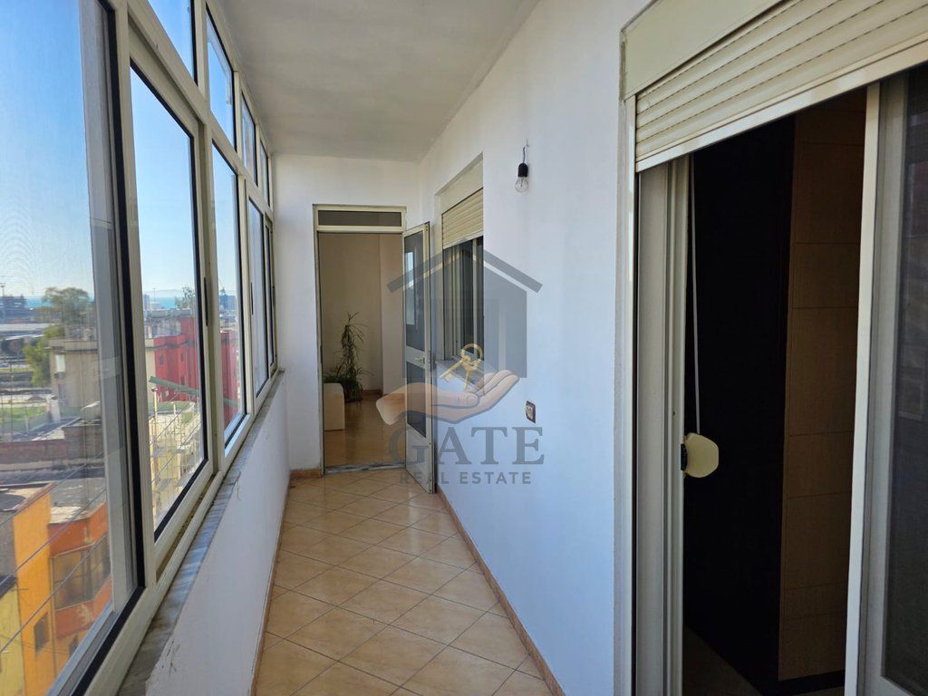 Affittasi, Appartamento 2+1, UKD, Durazzo