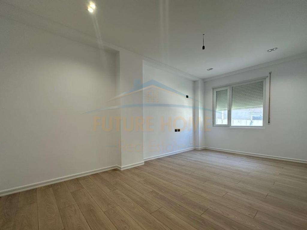 For sale, Apartment 2+1, Fresku, Tirana. ELT55765
