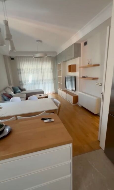 🏡 Apartment 3+1+2 for rent at the Paris Commune, near Kristal!