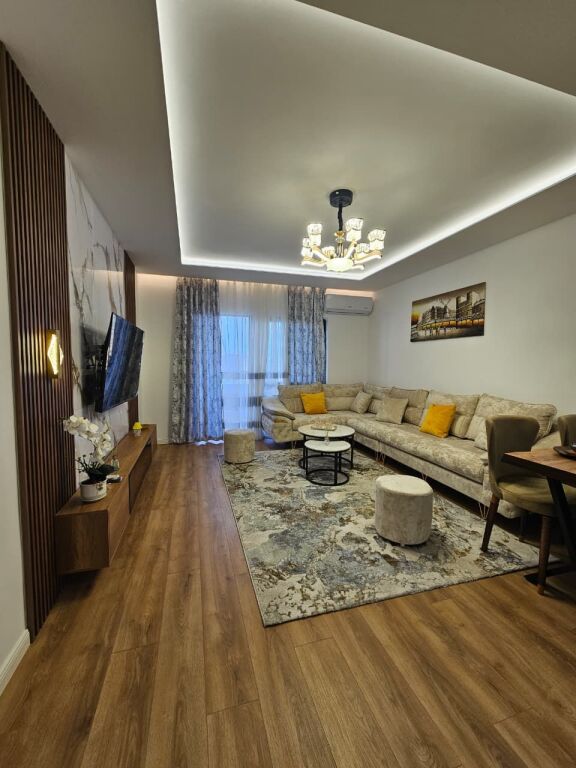 Shitet Apartament 2+1+2 – Pallati me Shigjeta