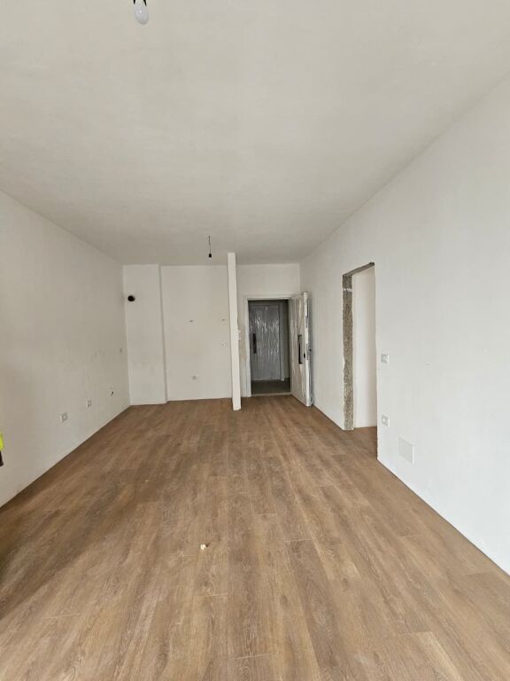 APARTAMENT 2+1 PER SHITJE TEK RRUGA DRITAN HOXHA
