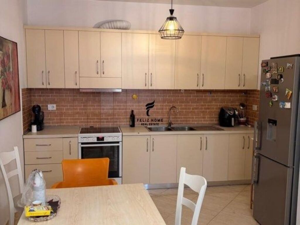 SHITET APARTAMENT 2+1 YZBERISHT 16.000.000 LEKE FH-69797