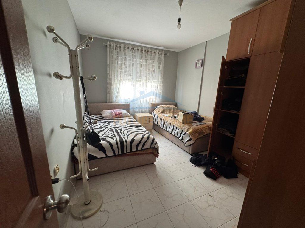 For sale, Apartment 2+1+2, Laprake, Tirana Empire65844