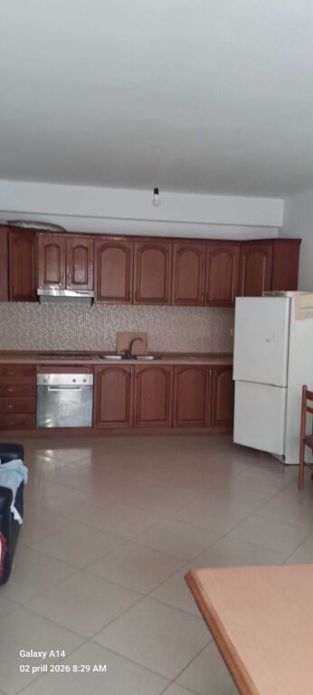 🏡 APPARTAMENTO IN AFFITTO – YZBERISHT (VICINO AL BAR UNIK) 🏡
