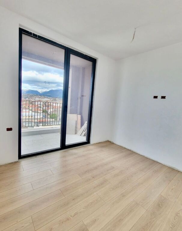 Vendesi 1+1 al Bulevardi i Ri, 120.000€