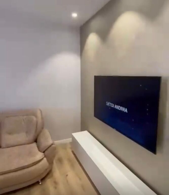 Casa privata in affitto in Via Kavajes!