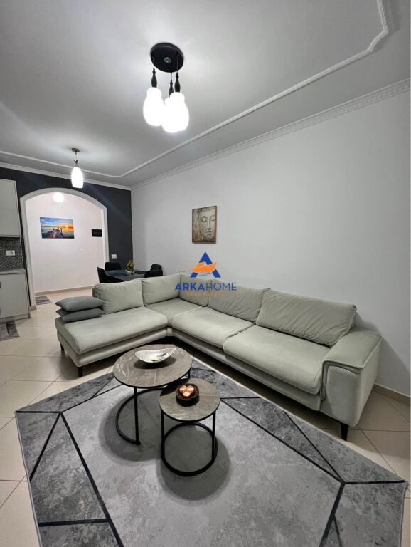 AFFITTASI APPARTAMENTO 2+1+BALCONE " A KODRA E DIELLIT " 55000 LEKË