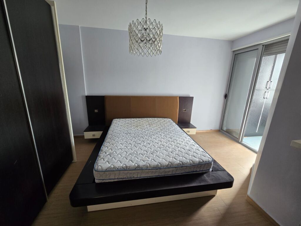Apartament 2+1+2 në shitje, ideal për banim familjar ose investim.