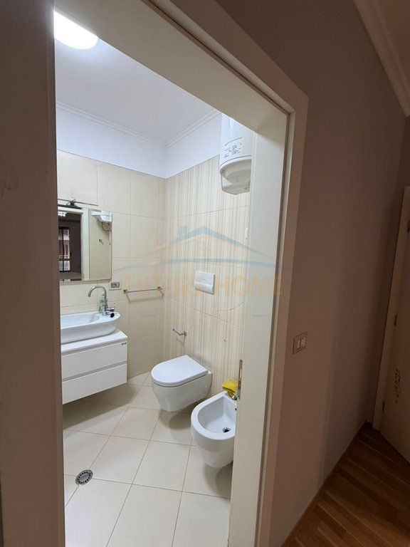 Affitto, Appartamento 3+1+2, Stazione Ferroviaria, Tirana