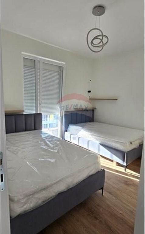 Apartament 3+1+2 me Qira tek Univers City