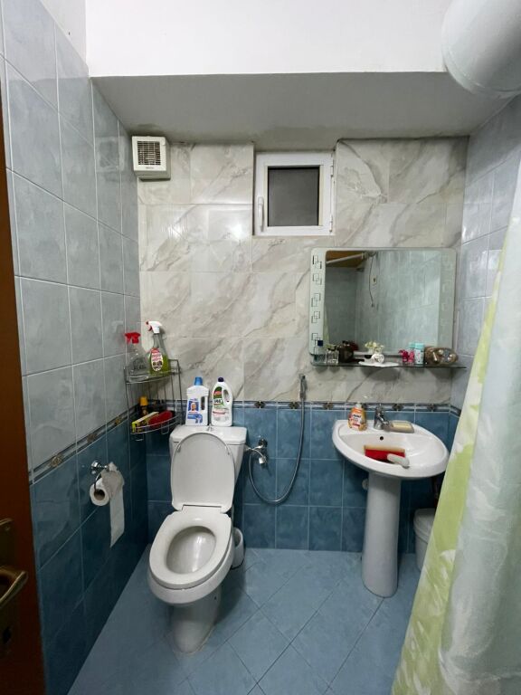🏡 Jepet me qira apartament 2+1+2 pranë Garden Building