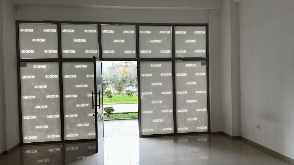 ‼️Jepet me qera ambient komercial, komuna e Parisit, kika 3‼️