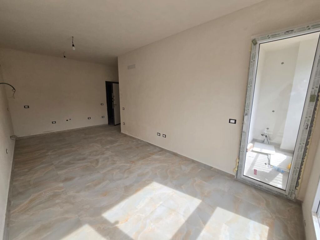 Apartment 2+1 for Sale near Fusha in Ali Dem