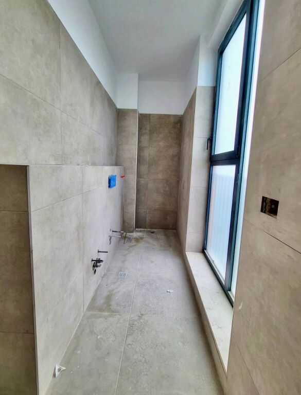 Vendesi 1+1 al Bulevardi i Ri, 120.000€