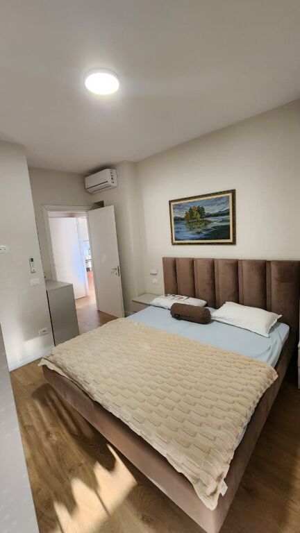 APARTAMENT 2+1 PER QERA TEK PAZARI I RI