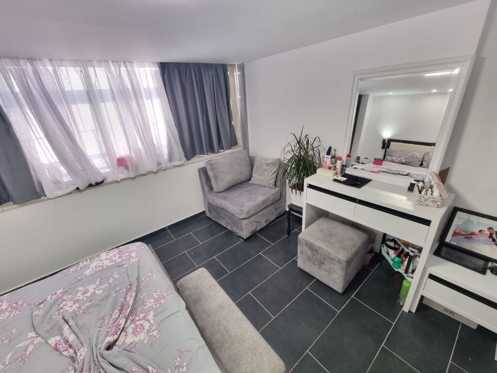Vendesi Apartment