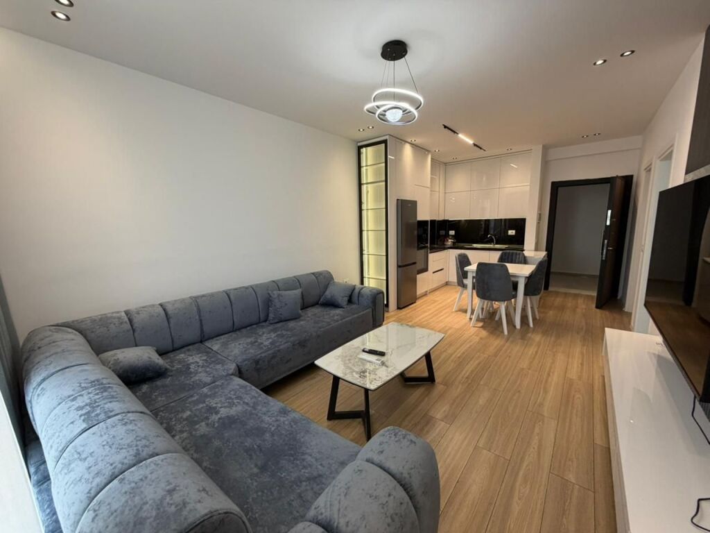 🏡 Appartamento 1+1 in affitto 📍 Astir, Complesso Urban Gate 💰 Prezzo: 50000 leke