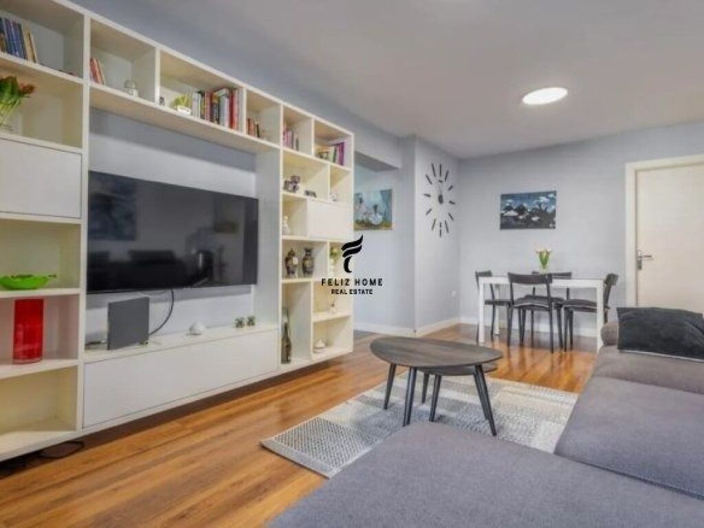 APARTAMENT ME QERA 2+1 SHESHI WILLSON 950 EURO FH-69783