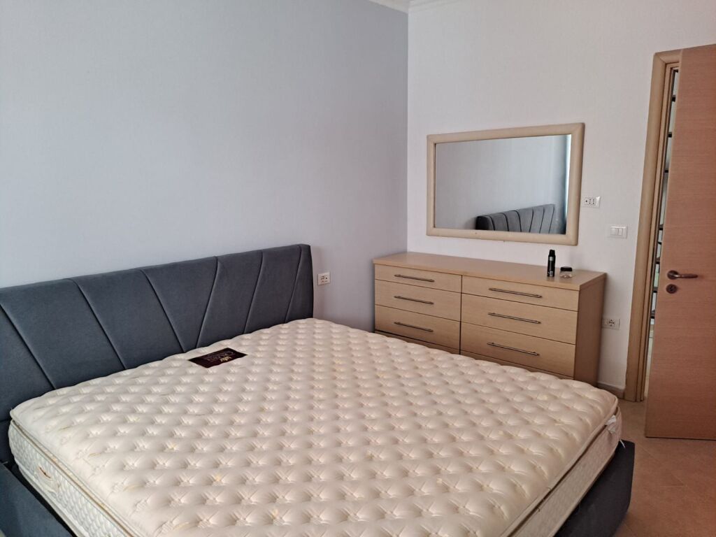 Affittasi appartamento 2+1 in Via Peti, Lago Secco