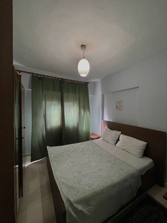 House for rent (Paris Commune opposite Kika 2)