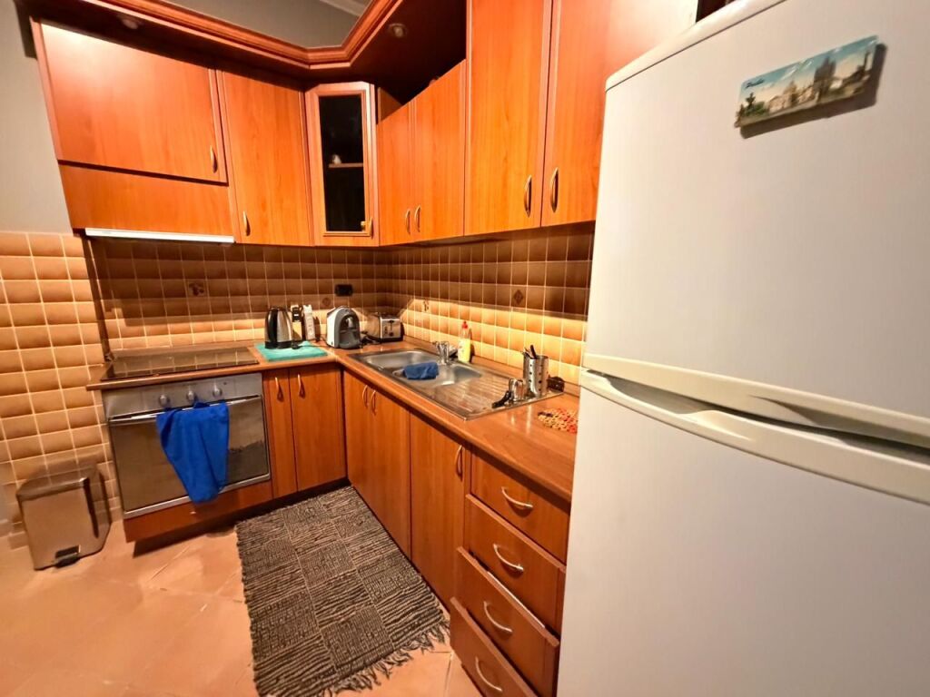 VENDESI 2 APPARTAMENTI + SUPER VERANDA CON VISTA MARE + GARAGE CHIUSO