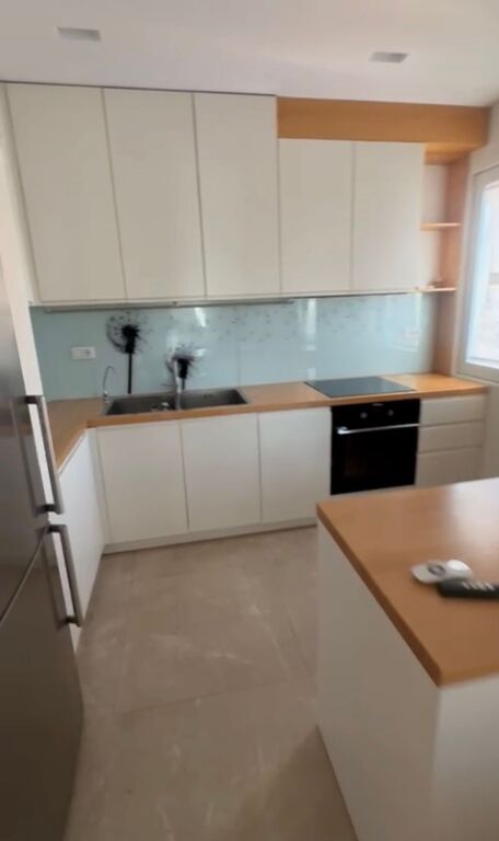 🏡 Apartment 3+1+2 for rent at the Paris Commune, near Kristal!
