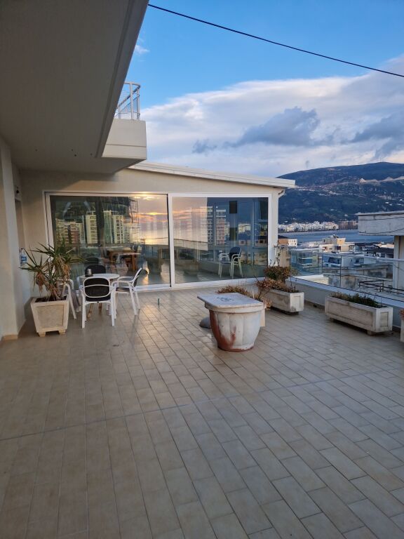 Attico di lusso al Porto di Vlora
