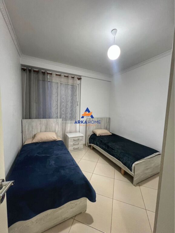 AFFITTASI APPARTAMENTO 2+1+BALCONE " A KODRA E DIELLIT " 55000 LEKË