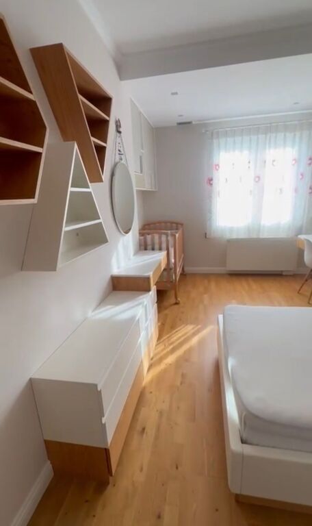 🏡 Apartment 3+1+2 for rent at the Paris Commune, near Kristal!