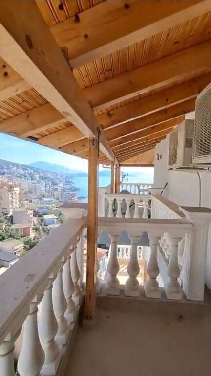 SHITET APARTAMENT 2+1+VERAND ME PAMJE NGA DETI NE SARANDE