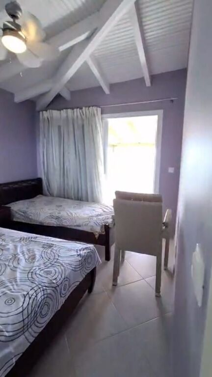 SHITET APARTAMENT 2+1+VERAND ME PAMJE NGA DETI NE SARANDE