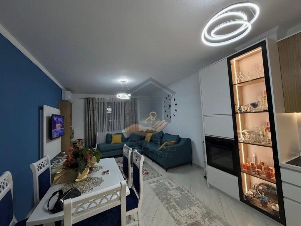 Appartamento 3+1+2t+2b in vendita, Shkozet Durrës
