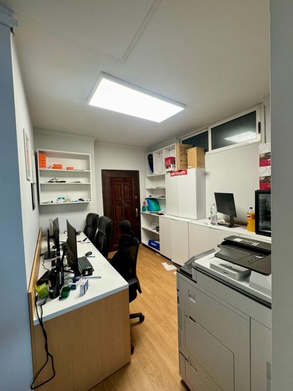 📣 FOR RENT Office Space 📍 Paris Municipality 🛣️ "Tish Daija" Street ✨