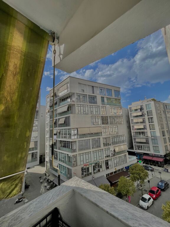 House for rent (Paris Commune opposite Kika 2)