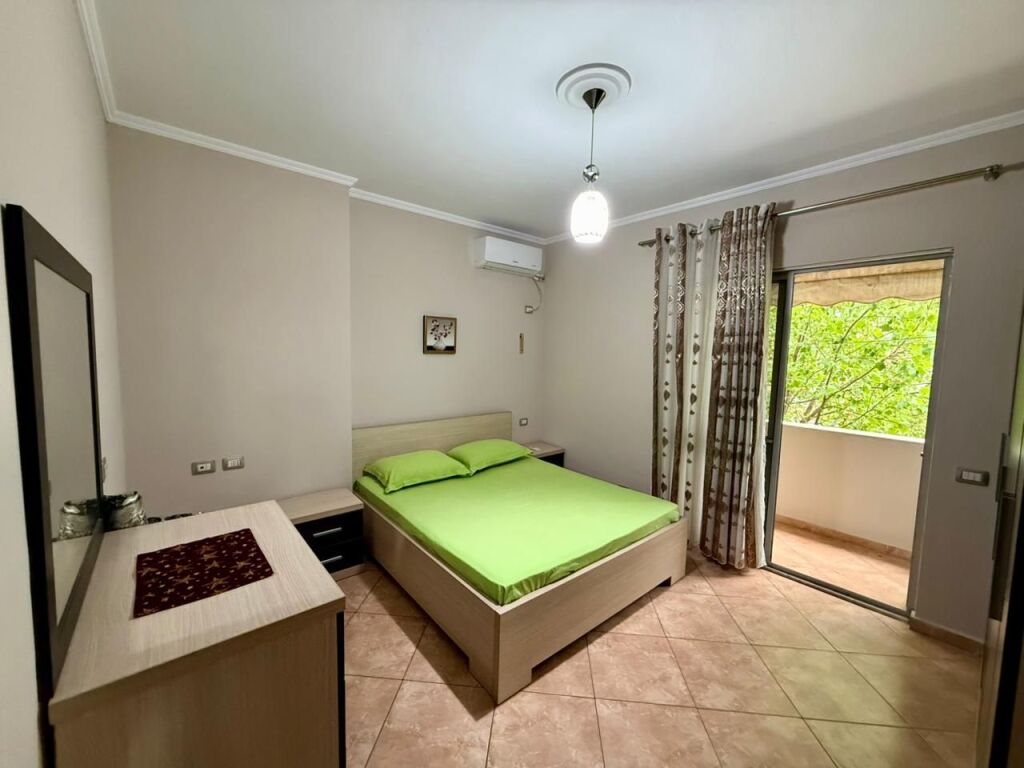 📣 RENT Apartment 2+1+2 With Balcony 📍 "Kavajes" Street, Opposite the Mosque ✨💶 Price 70,000 Leke/Month