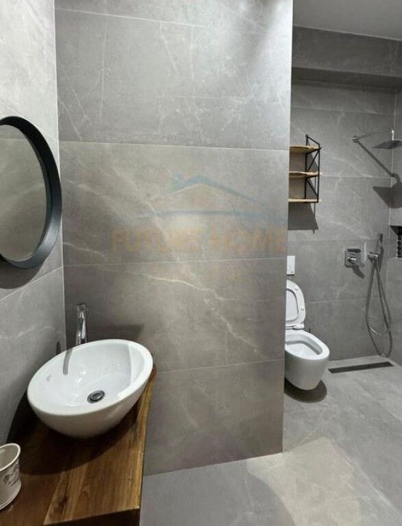 Qera, Apartament 2+1+ Post Parkimi , Kompleksi Mangalem, Ali Demi