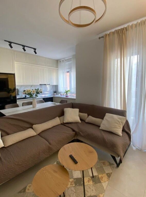 🏡 Appartamento 2+1+2 in affitto – Pazari i Ri