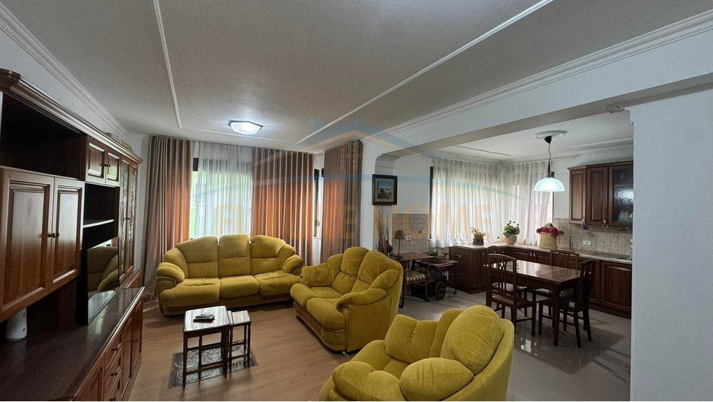 Rent, Apartment 2+1+2, Blloku, Tirana