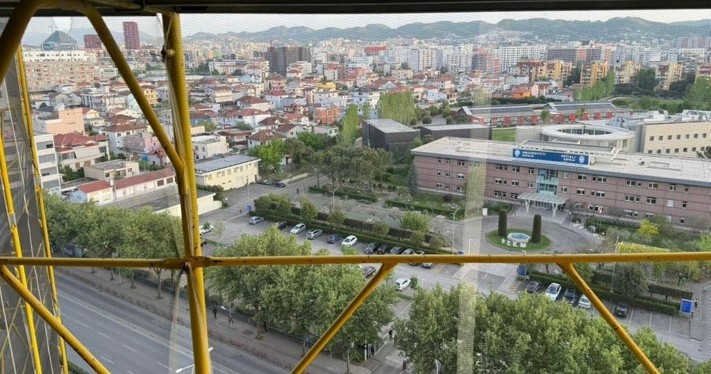 Apartament ne shitje 2+1+2, Colonnade, Rr Dritan Hoxha