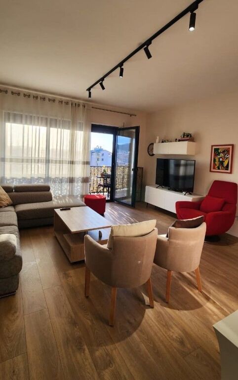 🏡Apartament 2+1 me qira ne rrugen Myslym Shyri, Tirane❗
