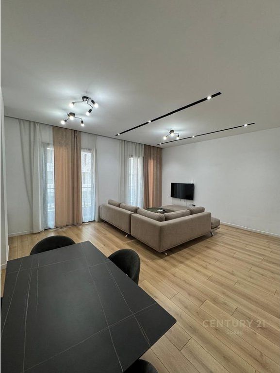Apartment 2+1+2 for rent at Square 21!!