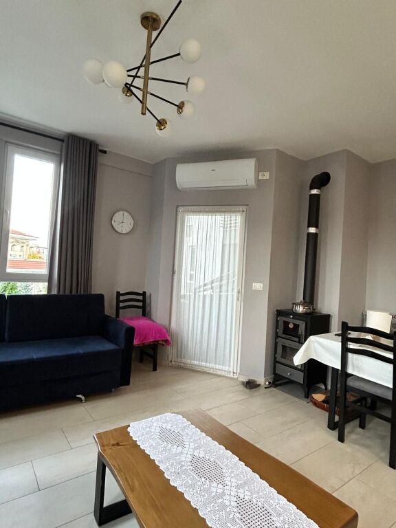 Shitet apartament 1+1 ne Pogradec