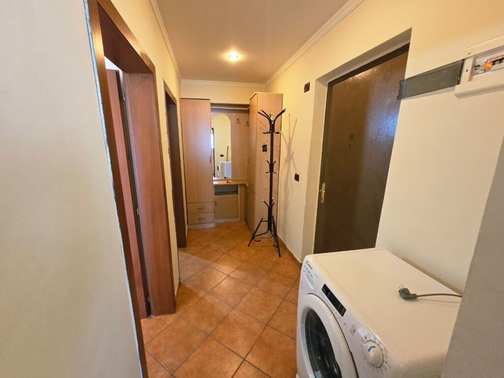🏡 APPARTAMENTO 1+1 IN AFFITTO – VIA FERIT XHAJKO (DI FRONTE AL MERCATO DELLA MEDRESE) 🏡