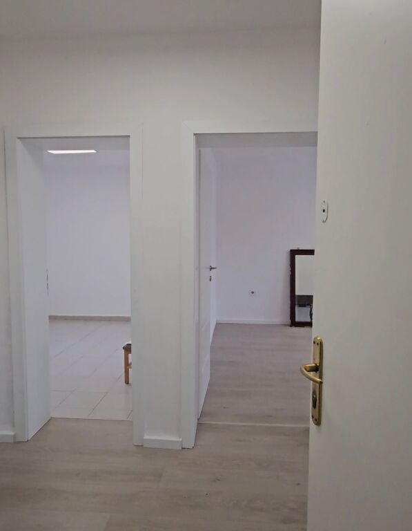 Appartamento per ufficio 2+1 in affitto a Vasil Shanto